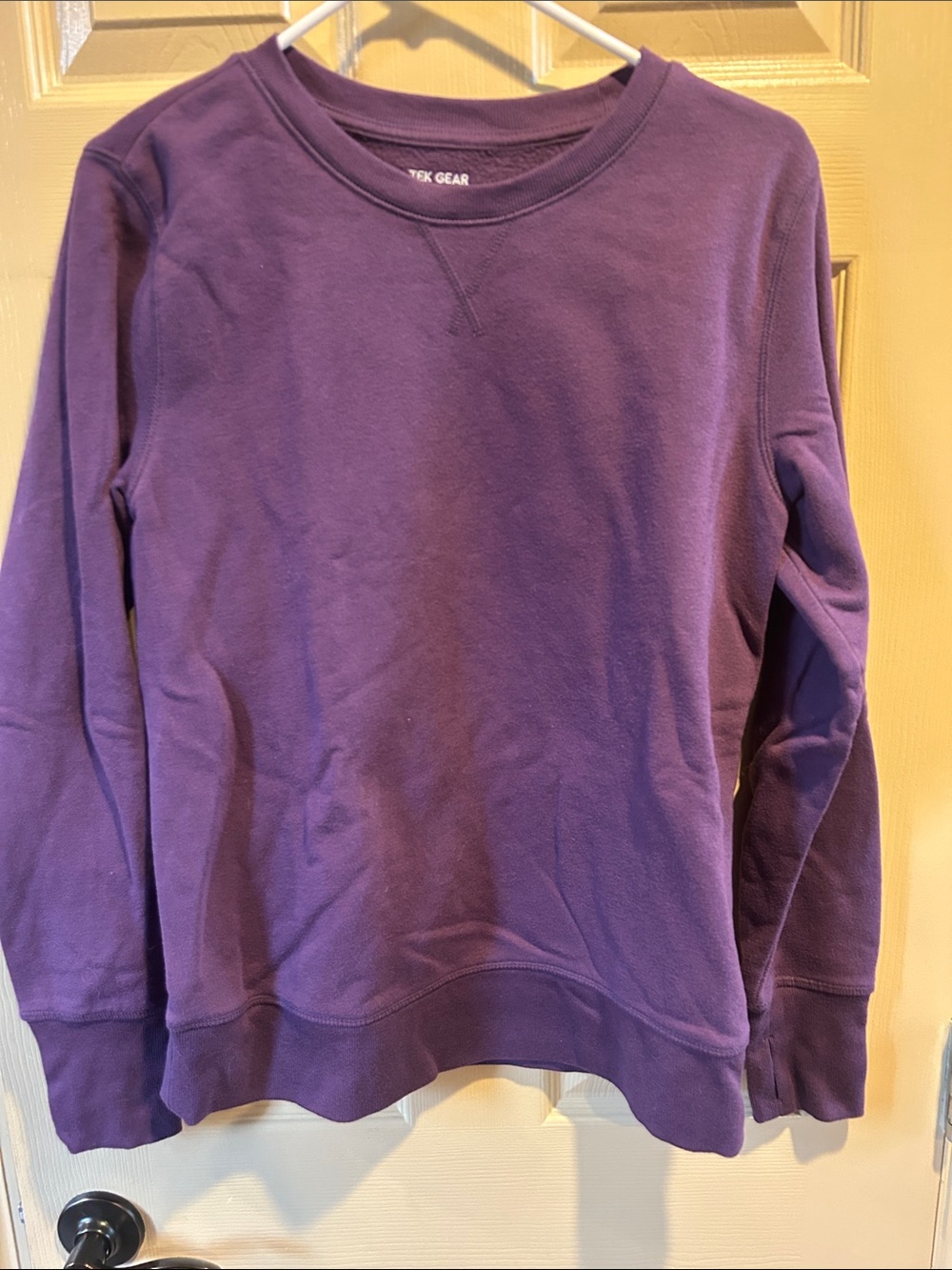 tek gear women’s Purple Crewneck Pullover Sweatshirt